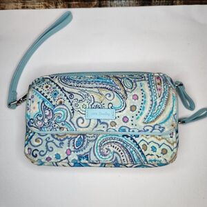 Vera Bradley Daisy Dot Blue Paisley Iconic Wallet Wristlet Clutch Purse Rare